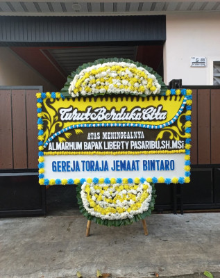 Papan Bunga Duka di Sungai Bungkal